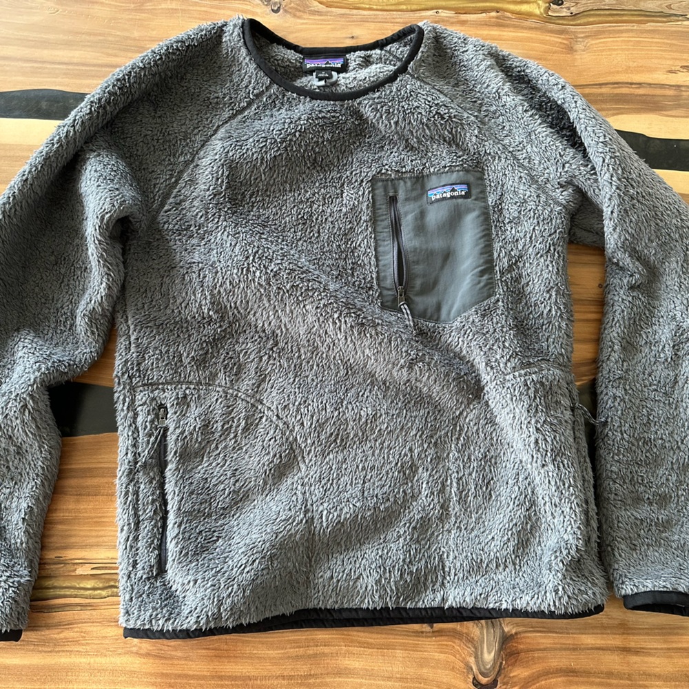 Patagonia mens grey pull over